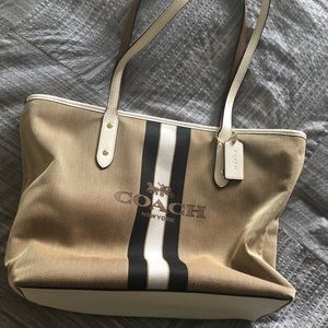 Coach Shoulder Handbag